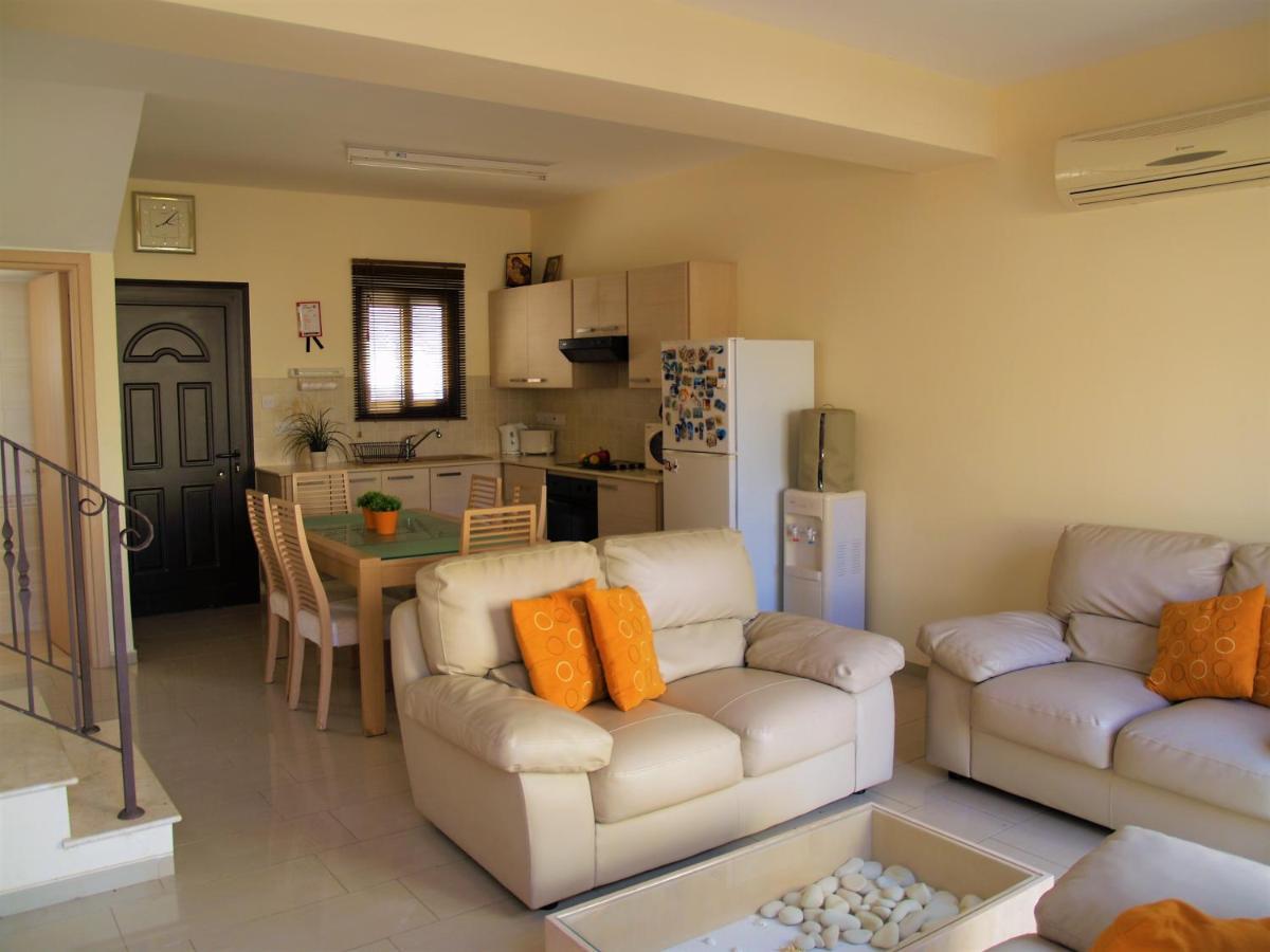 Kyklades Resort & Spa Paralimni Exterior photo