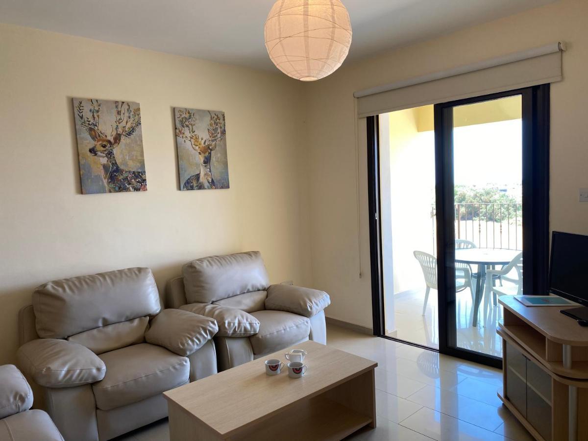 Kyklades Resort & Spa Paralimni Exterior photo